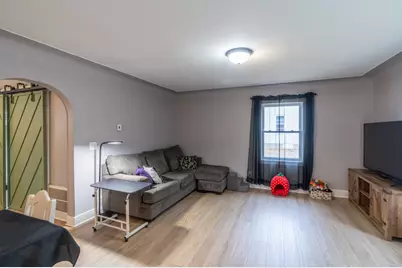 517 S Sheridan Drive, Muskegon, MI 49442 - Photo 3