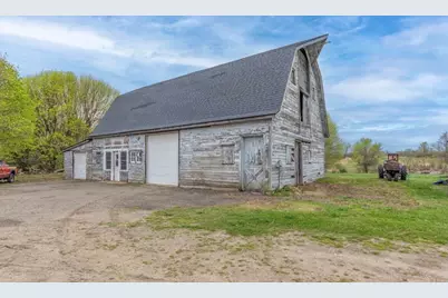 3011 E Empire Avenue, Benton Harbor, MI 49022 - Photo 7