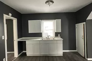 38 Margaret St, Battle Creek, MI 49014 - Photo 3