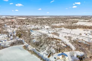 437 McKenzie St, Hudson, MI 49247 - Photo 5