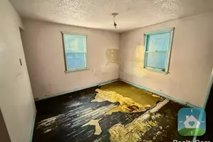 111 Rotterdam Ave, Muskegon, MI 49444 - Photo 13