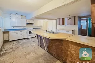 111 Rotterdam Ave, Muskegon, MI 49444 - Photo 5