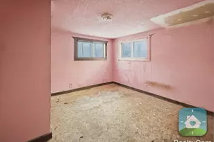 111 Rotterdam Ave, Muskegon, MI 49444 - Photo 19