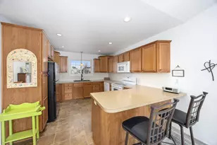 10962 Cranberry Ct, Zeeland, MI 49464 - Photo 11