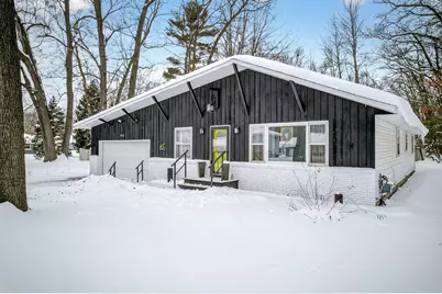 914 Victor Avenue, Muskegon, MI 49445 - Photo 1