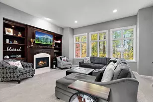 7160 Hawick Ct NE, Belmont, MI 49306 - Photo 9