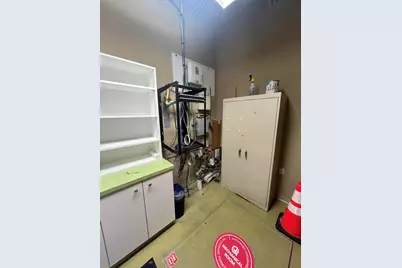 815 E Main Avenue, Zeeland, MI 49464 - Photo 19