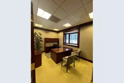 815 E Main Avenue, Zeeland, MI 49464 - Photo 21