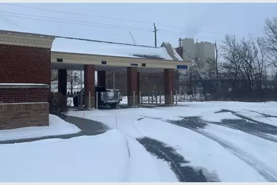 815 E Main Avenue, Zeeland, MI 49464 - Photo 5