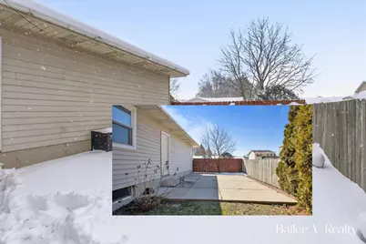 447 Stonehenge Street SE, Grand Rapids, MI 49548 - Photo 37