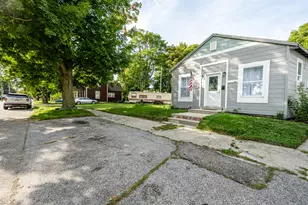 307 E Telegraph St, Dowagiac, MI 49047 - Photo 3