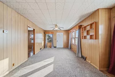 610 Fairyland Avenue, Jackson, MI 49202 - Photo 9