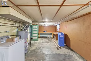 544 College Ave, Holland, MI 49423 - Photo 27