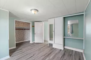 544 College Ave, Holland, MI 49423 - Photo 23