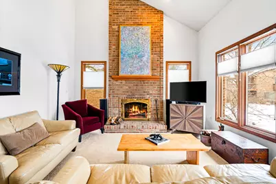 1261 Laurel View Drive, Ann Arbor, MI 48105 - Photo 7