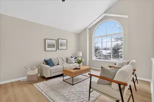 145 Rollingwood Dr, Rockford, MI 49341 - Photo 7