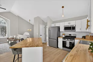 145 Rollingwood Dr, Rockford, MI 49341 - Photo 17