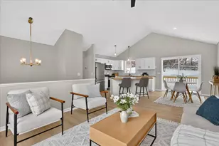 145 Rollingwood Dr, Rockford, MI 49341 - Photo 11