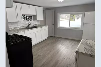 604 W Front Street, Burr Oak, MI 49030 - Photo 3