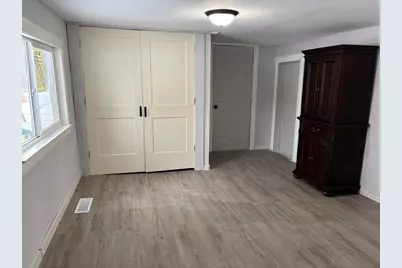 604 W Front Street, Burr Oak, MI 49030 - Photo 5