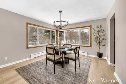 1122 W Green Street, Hastings, MI 49058 - Photo 9