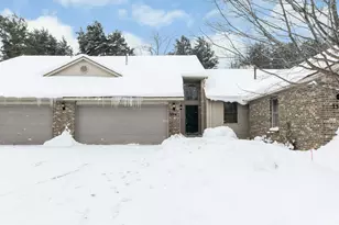 2314 S Highland View Cir SE, Grand Rapids, MI 49506 - Photo 29