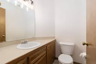 2314 S Highland View Cir SE, Grand Rapids, MI 49506 - Photo 11