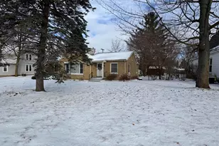 620 W Huron Ave, Vassar, MI 48768 - Photo 3