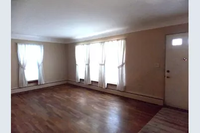 1032 Sutton Street, Saginaw, MI 48602 - Photo 3