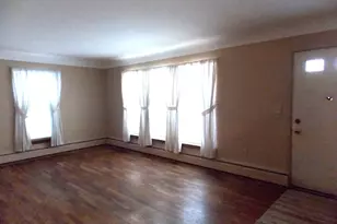 1032 Sutton St, Saginaw, MI 48602 - Photo 3