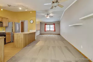 4172 Huntington Ave NE, Grand Rapids, MI 49525 - Photo 15