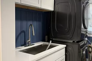 5681 Houghten Dr, Troy, MI 48098 - Photo 39