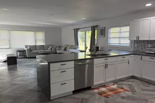 5681 Houghten Dr, Troy, MI 48098 - Photo 21