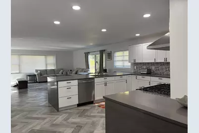 5681 Houghten Drive, Troy, MI 48098 - Photo 15