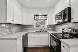 739 Beverly Park Pl, Jackson, MI 49203 - Photo 13