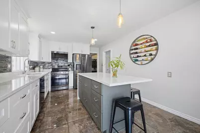 32523 Cambridge Drive, Warren, MI 48093 - Photo 9