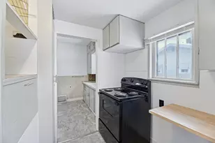 266 Parker Ave, Benton Harbor, MI 49022 - Photo 11