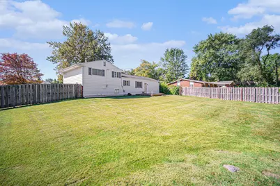 8843 Nottingham Drive, Ypsilanti, MI 48198 - Photo 23