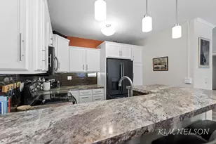 297 W Clay Ave, Muskegon, MI 49440 - Photo 19