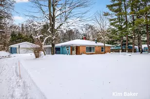 2910 Marquette Ave, Muskegon, MI 49442 - Photo 3