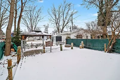 309 N Robert Street, Ludington, MI 49431 - Photo 33