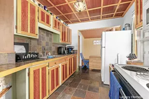 1002 St Joseph St, South Haven, MI 49090 - Photo 7