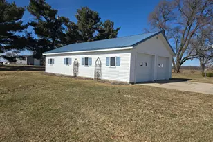 69430 Stubey Rd, Sturgis, MI 49091 - Photo 13