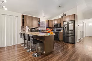 566 S Dangl Rd, Muskegon, MI 49442 - Photo 5