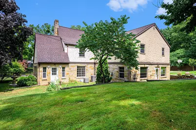 1761 Chevy Chase Boulevard, Kalamazoo, MI 49008 - Photo 37