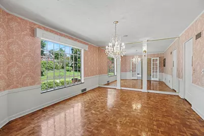 1761 Chevy Chase Boulevard, Kalamazoo, MI 49008 - Photo 9