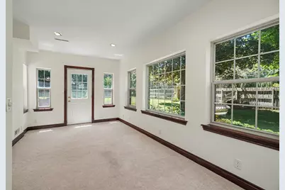 1761 Chevy Chase Boulevard, Kalamazoo, MI 49008 - Photo 7