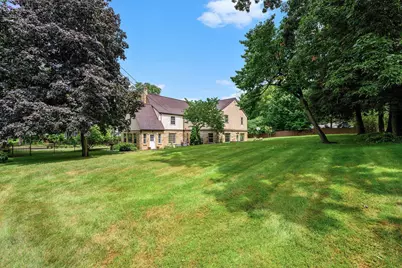 1761 Chevy Chase Boulevard, Kalamazoo, MI 49008 - Photo 41