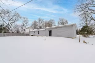 6818 E T Ave, Vicksburg, MI 49097 - Photo 27