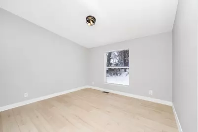 6818 E T Avenue, Vicksburg, MI 49097 - Photo 11